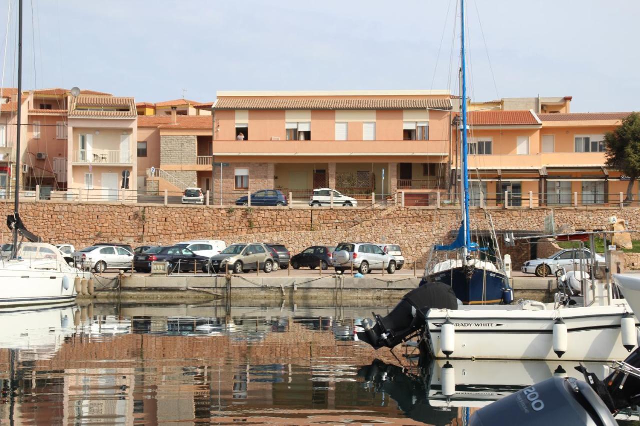 Borgo Spiaggia Vista Mare Isola Rossa Kültér fotó
