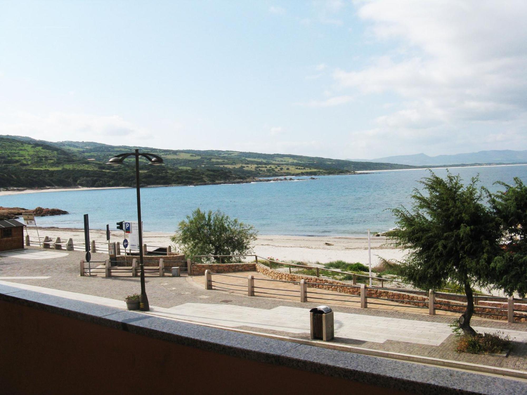 Borgo Spiaggia Vista Mare Isola Rossa Kültér fotó