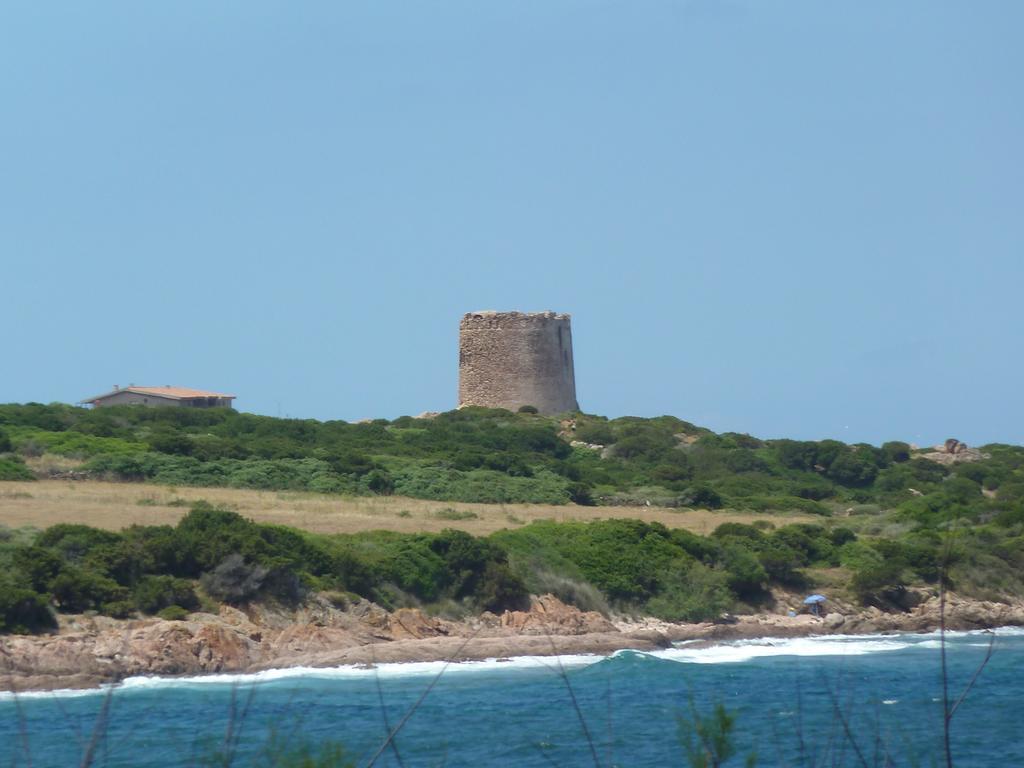 Borgo Spiaggia Vista Mare Isola Rossa Kültér fotó
